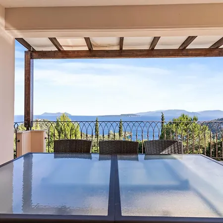 Auriga - Spacious With Magnificent Sea View *