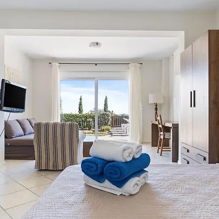 Villa Auriga - Spacious With Magnificent Sea View *