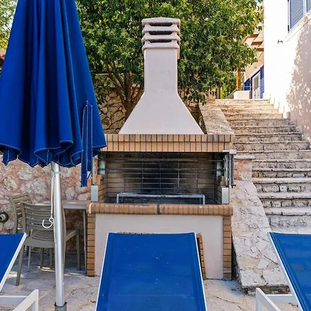 Auriga - Spacious With Magnificent Sea View